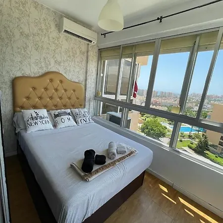Daire Apartamento / Estudio / Piso Entero Full Equipado - La Colina, Torremolinos. Torremolinos