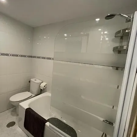 Apartamento / Estudio / Piso Entero Full Equipado - La Colina, Torremolinos. 托雷莫利诺斯