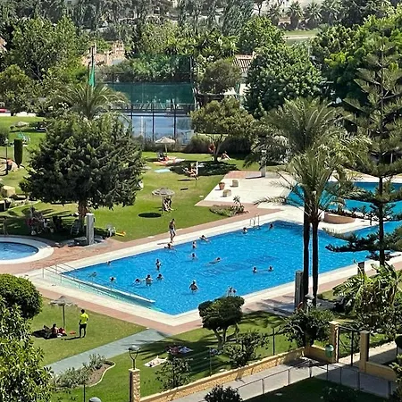 Apartamento / Estudio / Piso Entero Full Equipado - La Colina, Torremolinos. 公寓 *