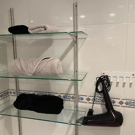 Daire Apartamento / Estudio / Piso Entero Full Equipado - La Colina, Torremolinos. Torremolinos
