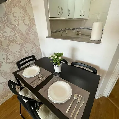 Apartamento / Estudio / Piso Entero Full Equipado - La Colina, Torremolinos. Daire