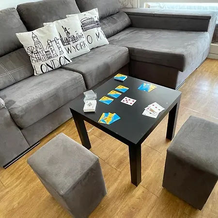 Daire Apartamento / Estudio / Piso Entero Full Equipado - La Colina, Torremolinos. *