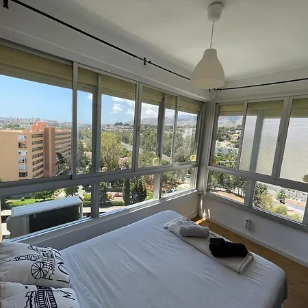 Apartamento / Estudio / Piso Entero Full Equipado - La Colina, Torremolinos. *