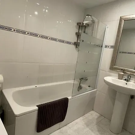 Daire Apartamento / Estudio / Piso Entero Full Equipado - La Colina, Torremolinos. Torremolinos